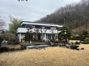 5つの門がある住宅