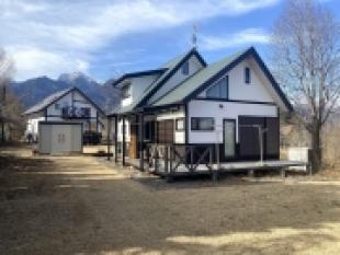 武川町山高の眺望の良い別荘！！